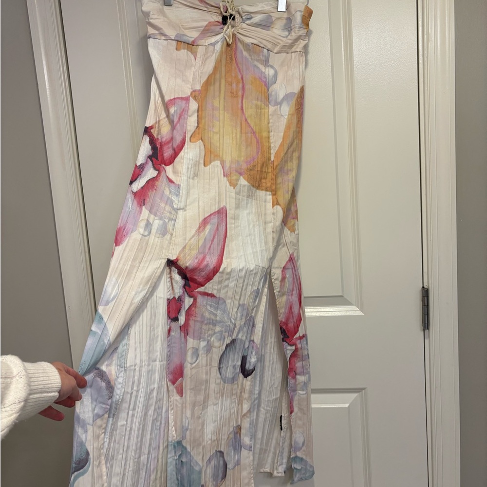 Silence + Noise UO Watercolor Floral Pleated Maxi Skirt (XS)